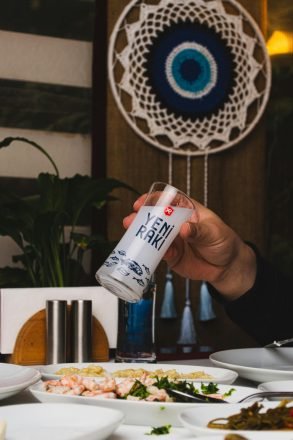 yeni-raki-crna-gora yeni-raki-crna-gora